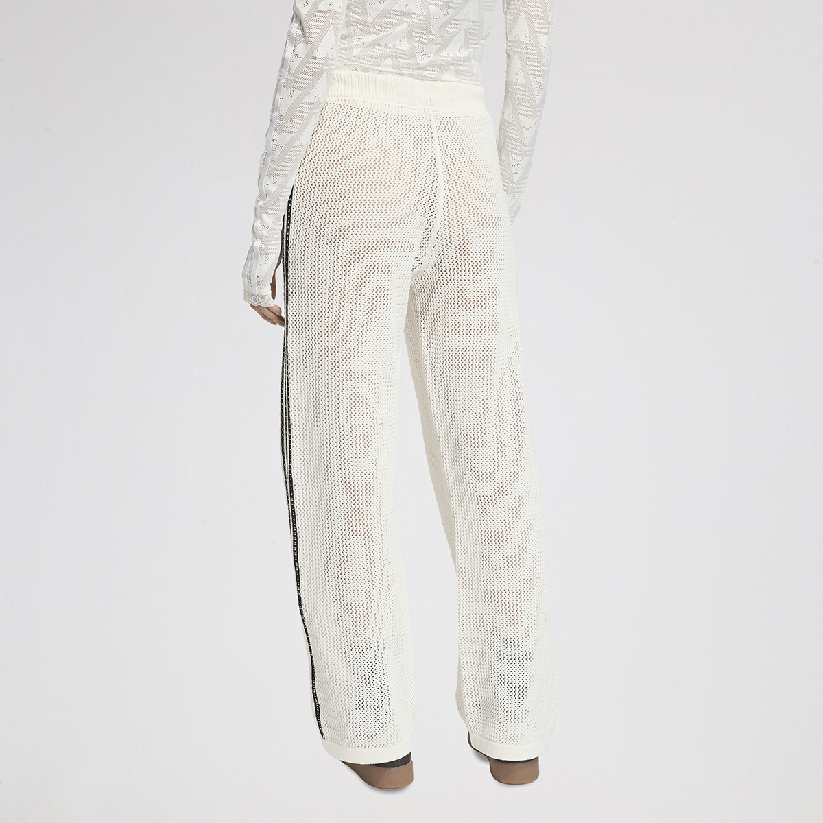 Pantal&oacute;n adidas Crochet Firebird Mujer,  image number null