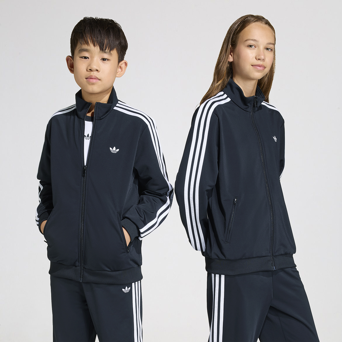 Buzo con Cierre adidas Firebird Infantil,  image number null