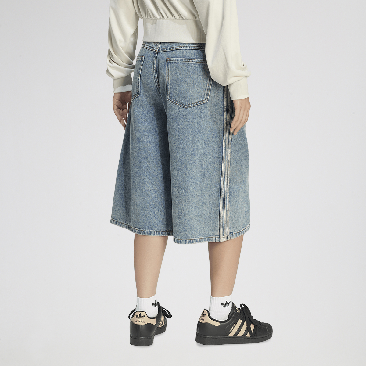 Short adidas Denim Tiro Medio Mujer,  image number null