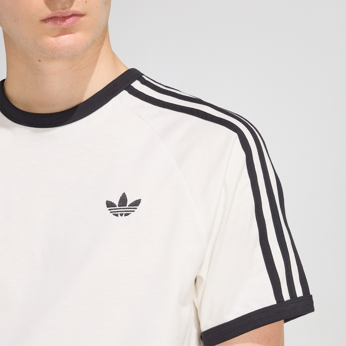Remera adidas 3 Tiras Hombre,  image number null