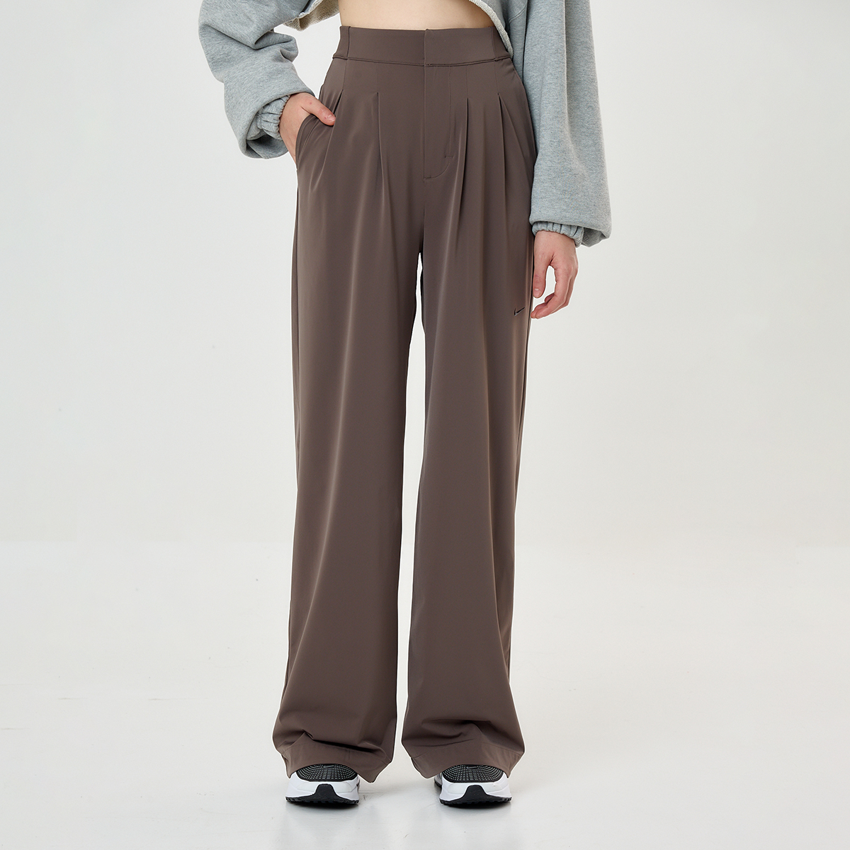 Pantalón Nike Bliss Dri-fit Trousers para Mujer,  image number null