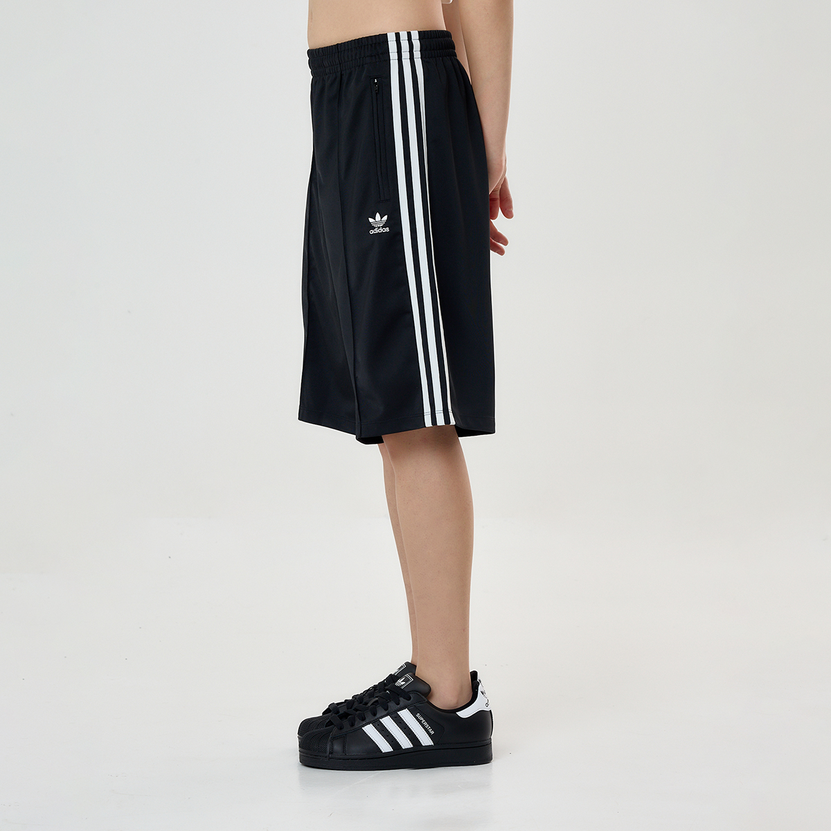 Short adidas Firebird para Mujer,  image number null