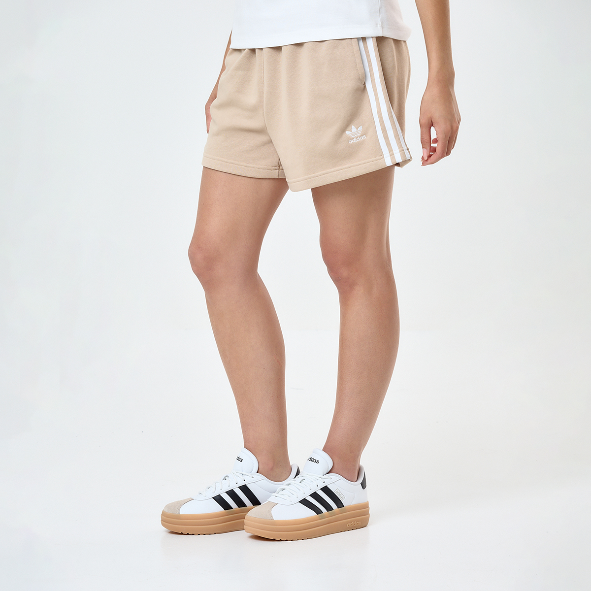 Short adidas French Terry 3 Tiras de Mujer,  image number null
