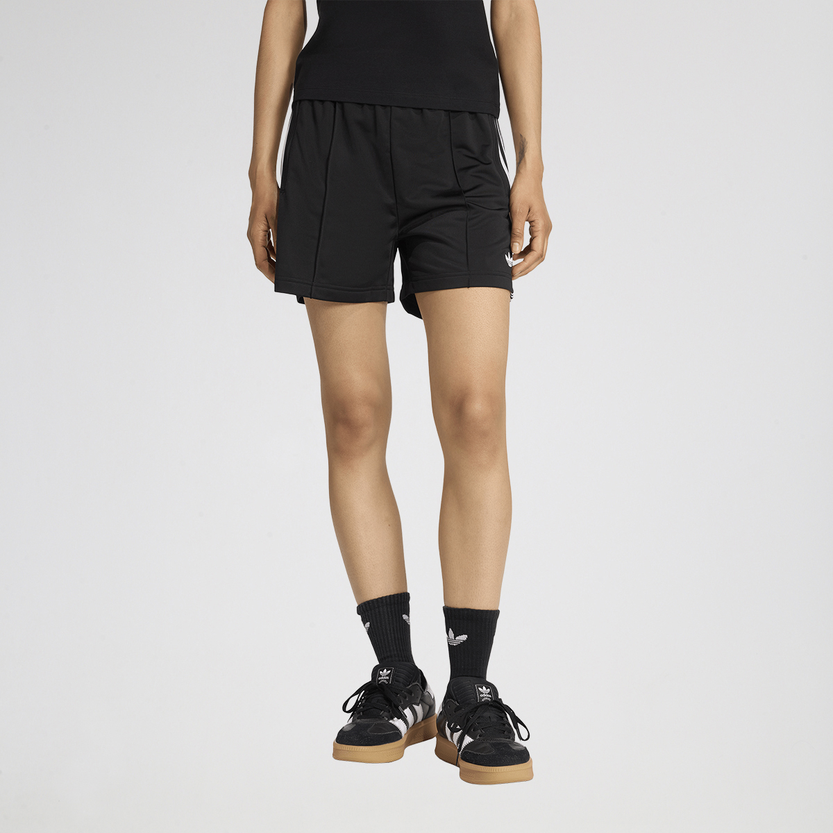 Short adidas Firebird Classic Mujer,  image number null