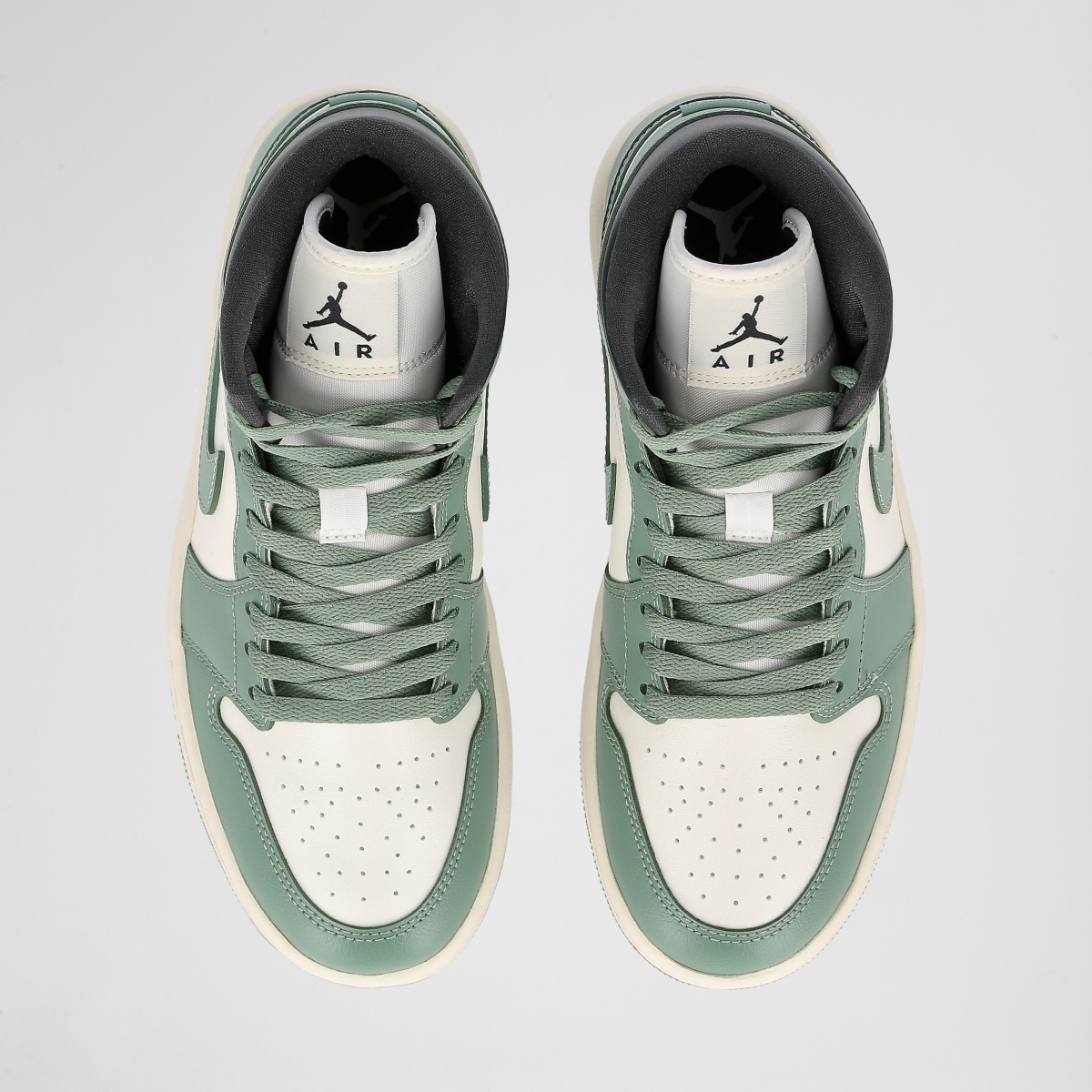 Zapatillas Jordan Air 1 Mid Mujer,  image number null