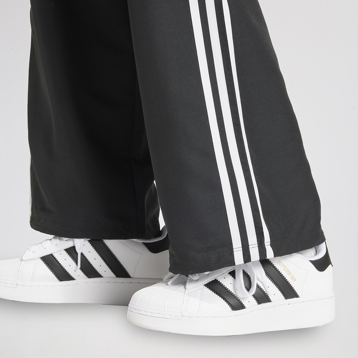 Pantalón adidas Cargo 3 Tiras Mujer,  image number null