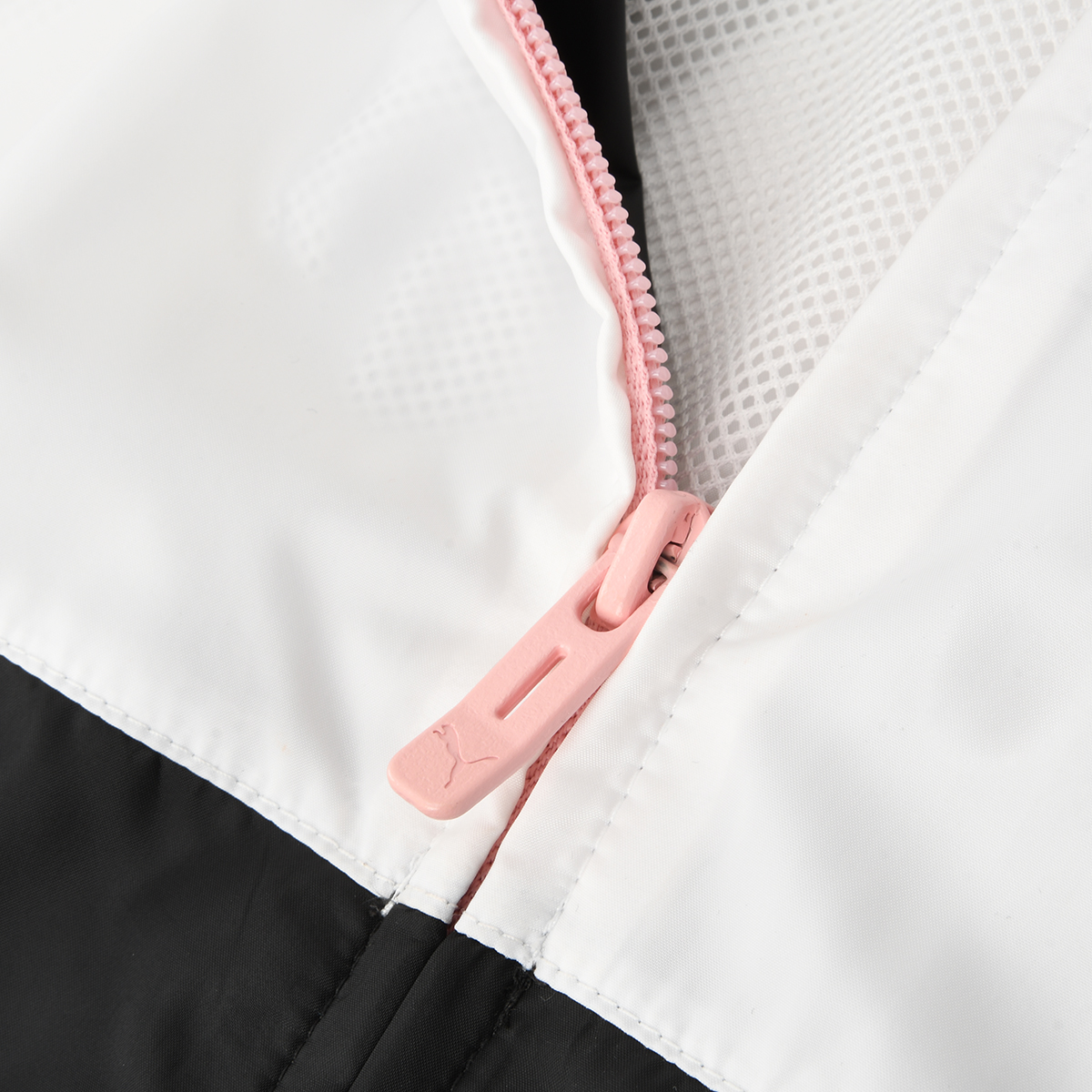 Campera Puma Essential Block Relaxed Mujer,  image number null