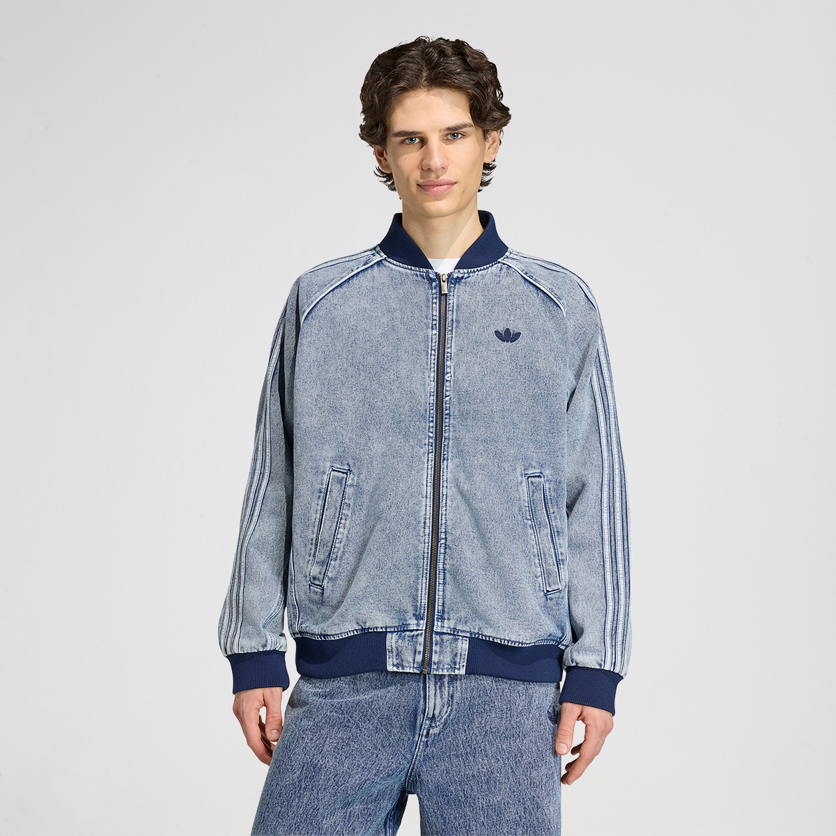 Buzo con cierre adidas SST Track Top Hombre,  image number null