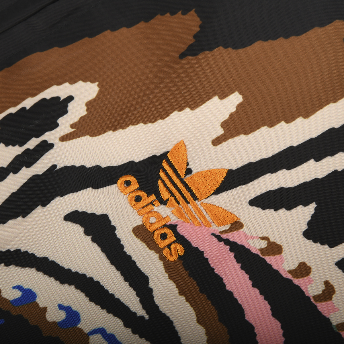 Campera adidas Firebird X FARM RIO Mujer,  image number null