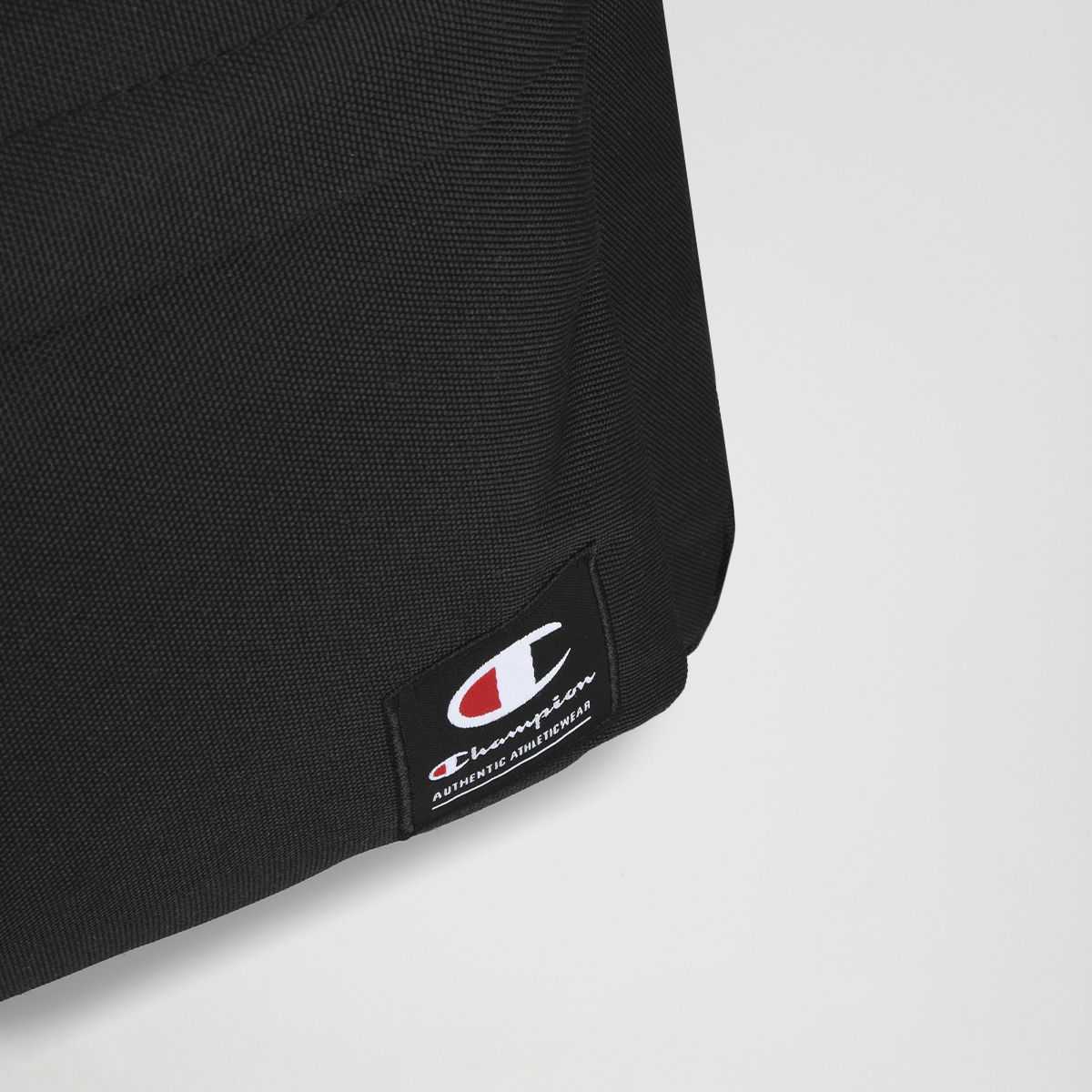 Mochila Champion Cl&aacute;sica con tirantes acolchados,  image number null