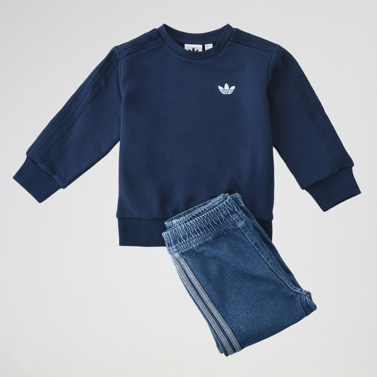 Conjunto adidas Denim Crew Infantil,  image number null
