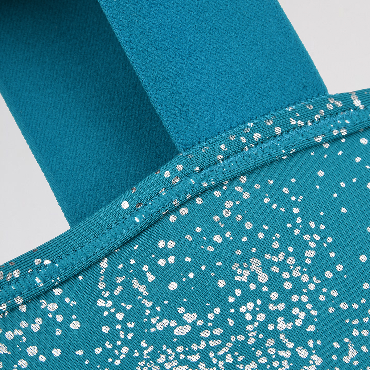 Top Entrenamiento Nike Swoosh Mujer,  image number null