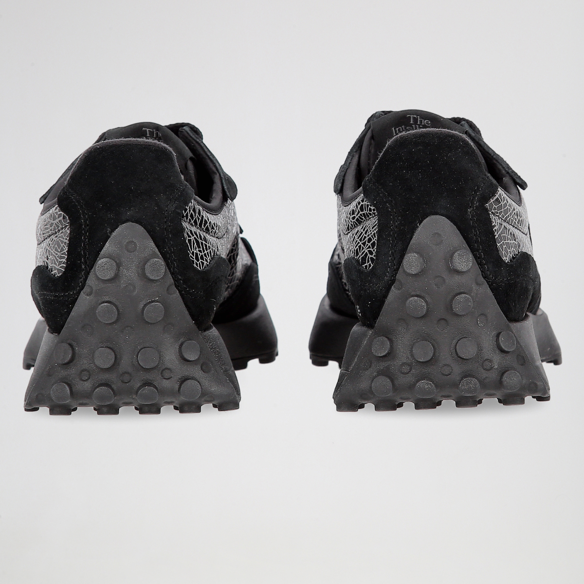 Zapatillas New Balance 327 Gamuza,  image number null