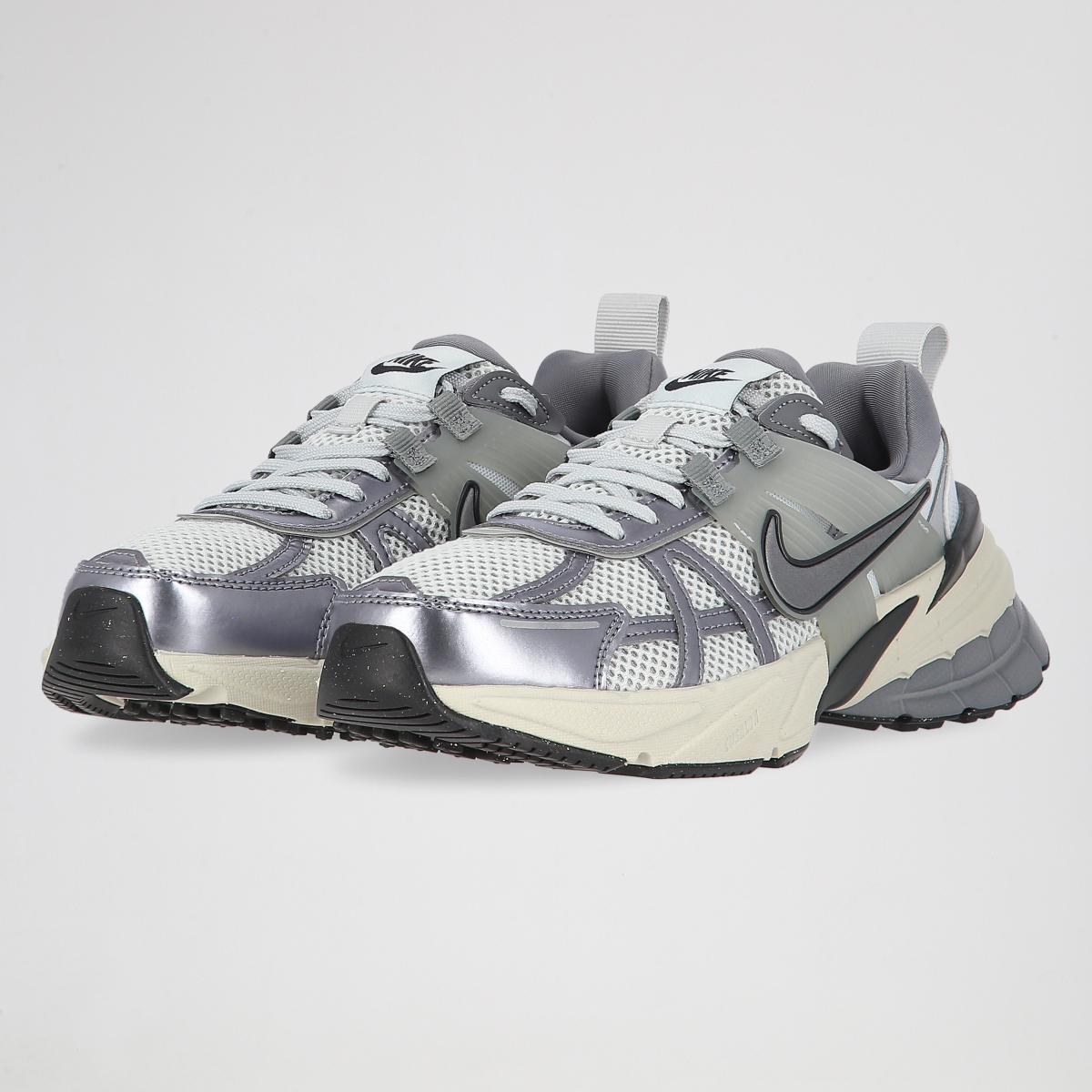 Zapatillas Nike V2K Run Mujer,  image number null