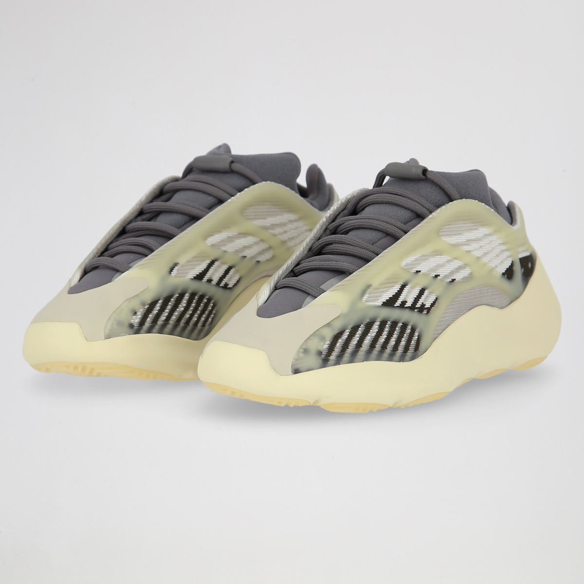 Zapatillas adidas Yeezy 700 V3 Hombre,  image number null
