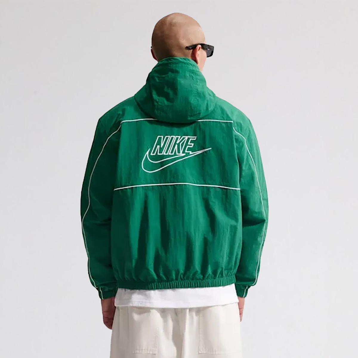 Campera Rompeviento Nike Club Hombre,  image number null