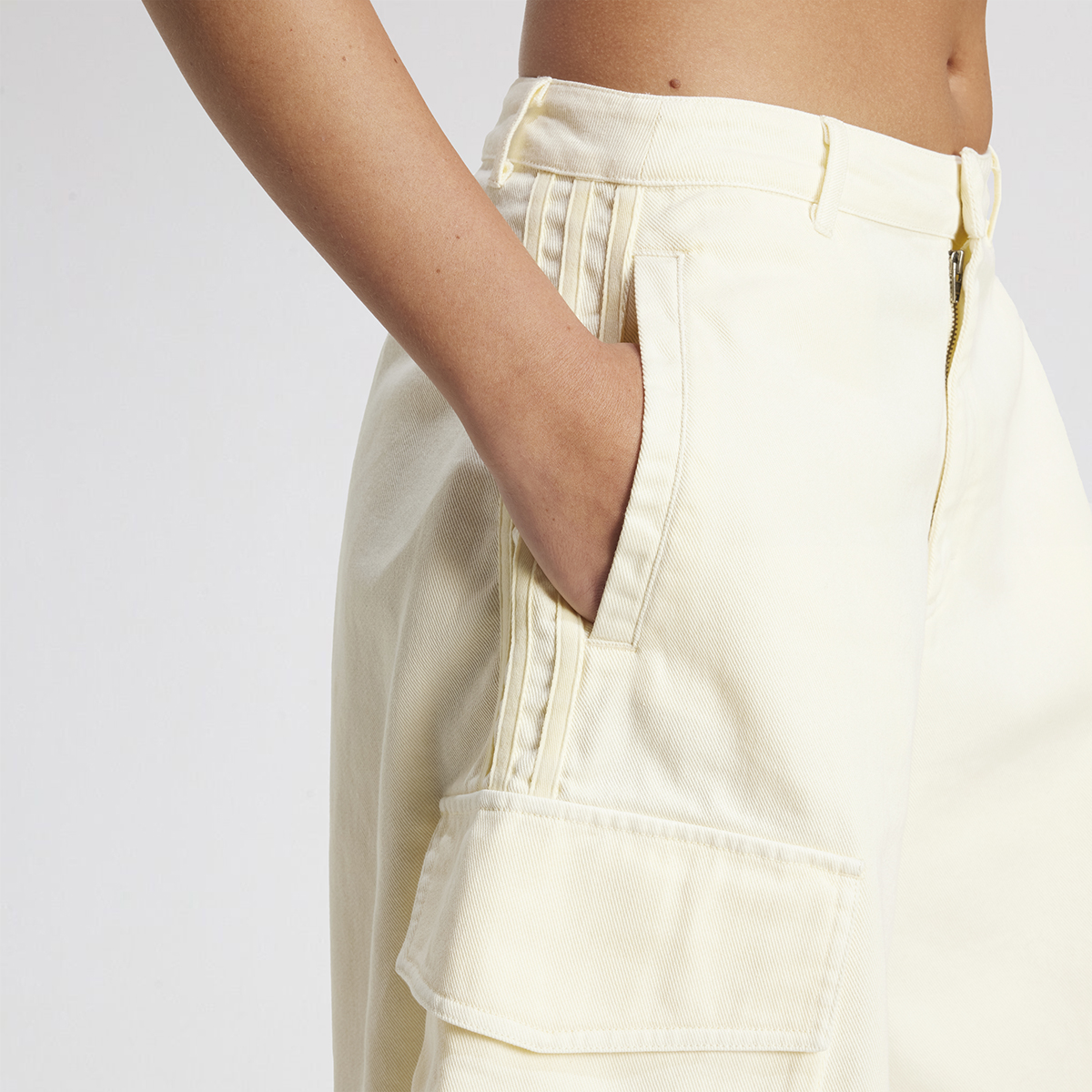 Short adidas Cargo Mujer,  image number null