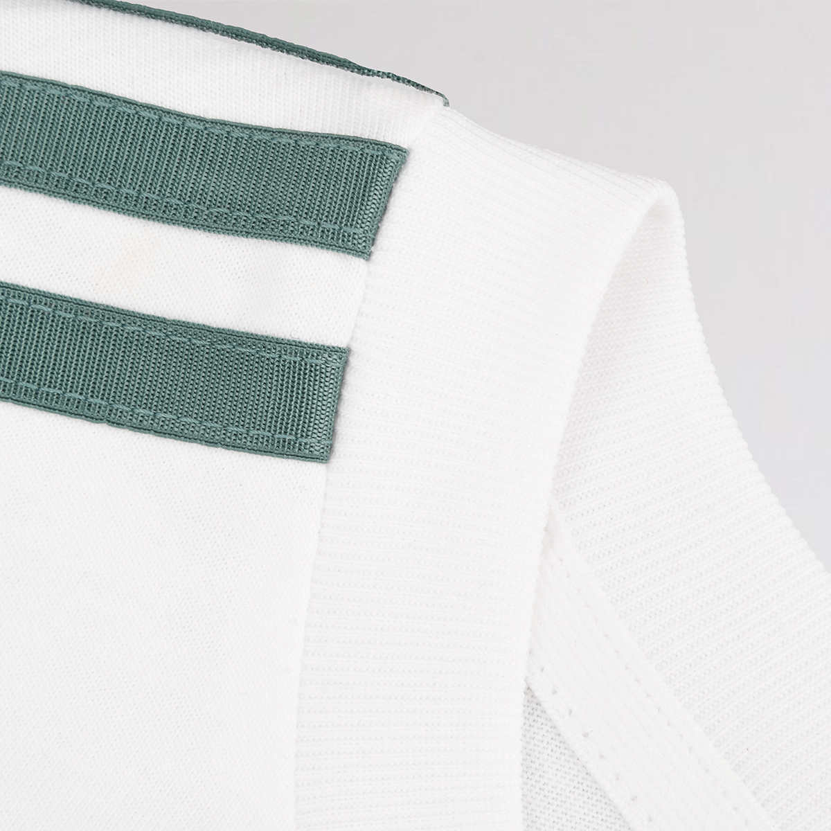 Remera cuello redondo adidas Lo Infantil,  image number null