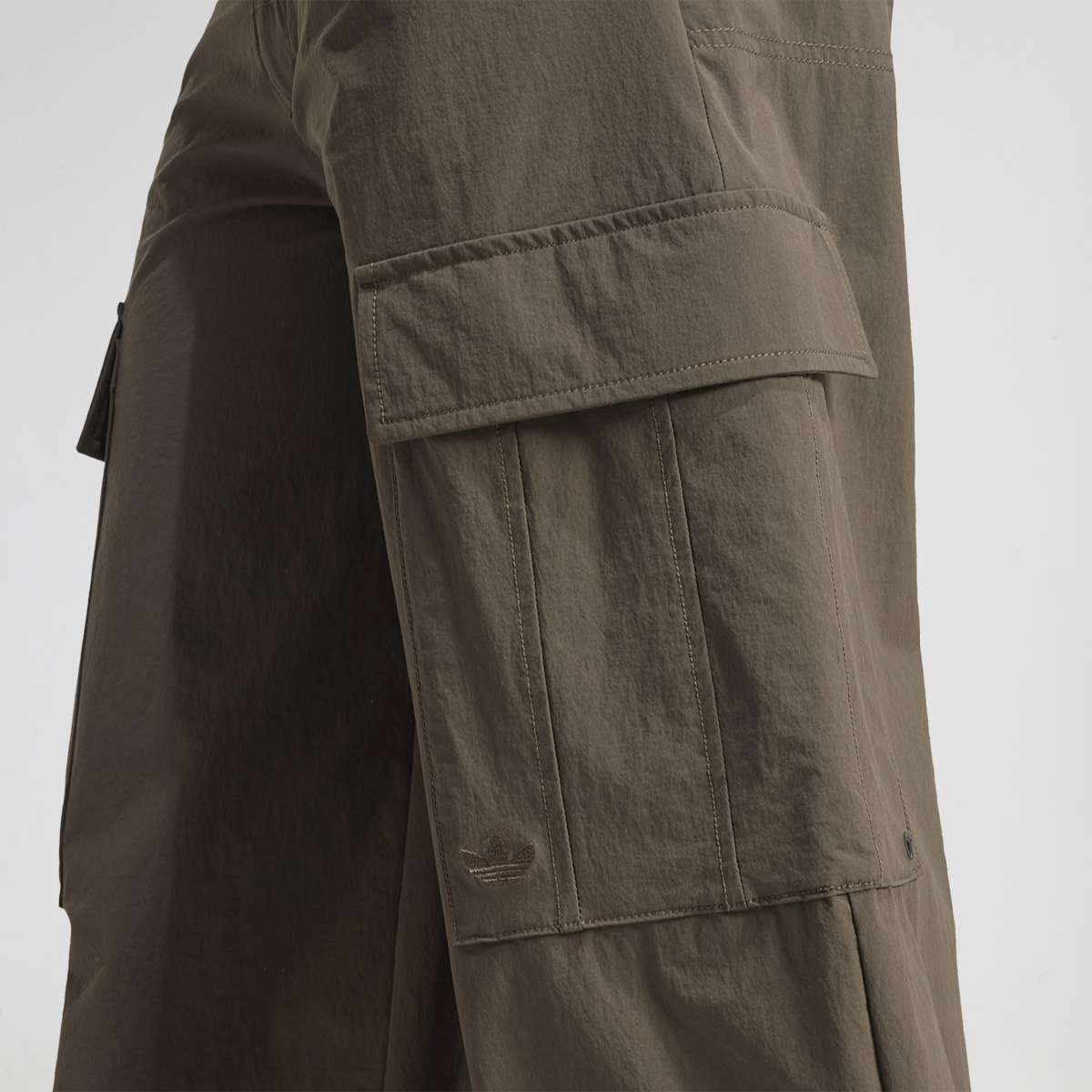 Pantalón adidas Premium Essentials Cargo Mujer,  image number null