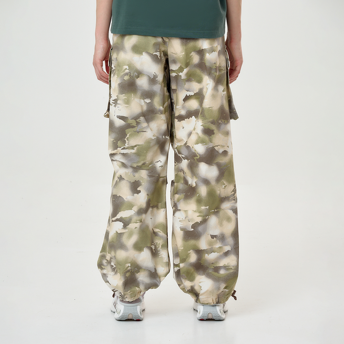 Pantalón Nike Cargo Mujer,  image number null