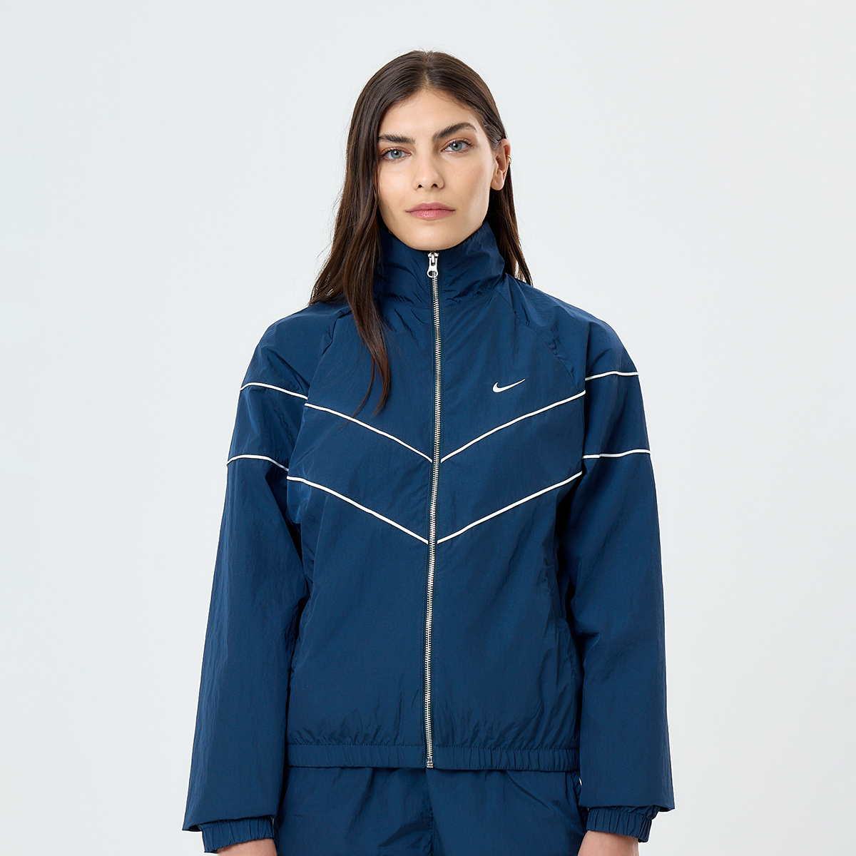Campera Nike Windrunner Mujer