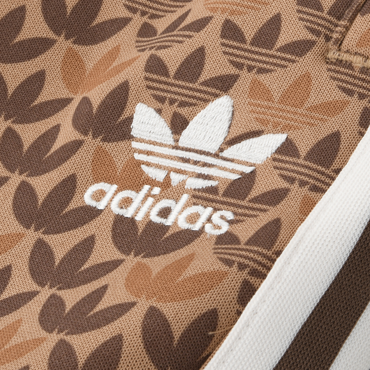 Pantalón adidas Classic Monogram,  image number null
