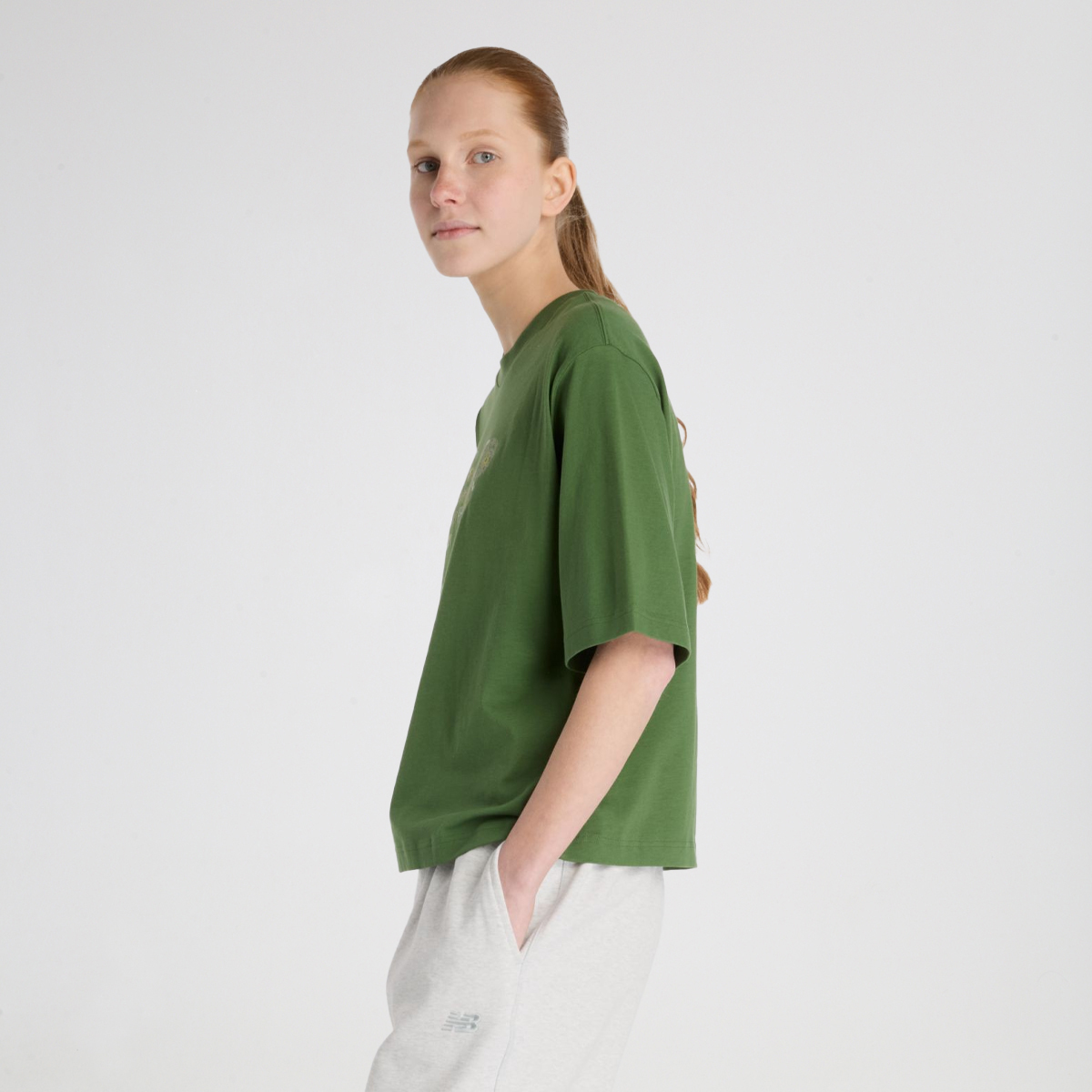 Remera New Balance Flower Logo Crew Mujer,  image number null