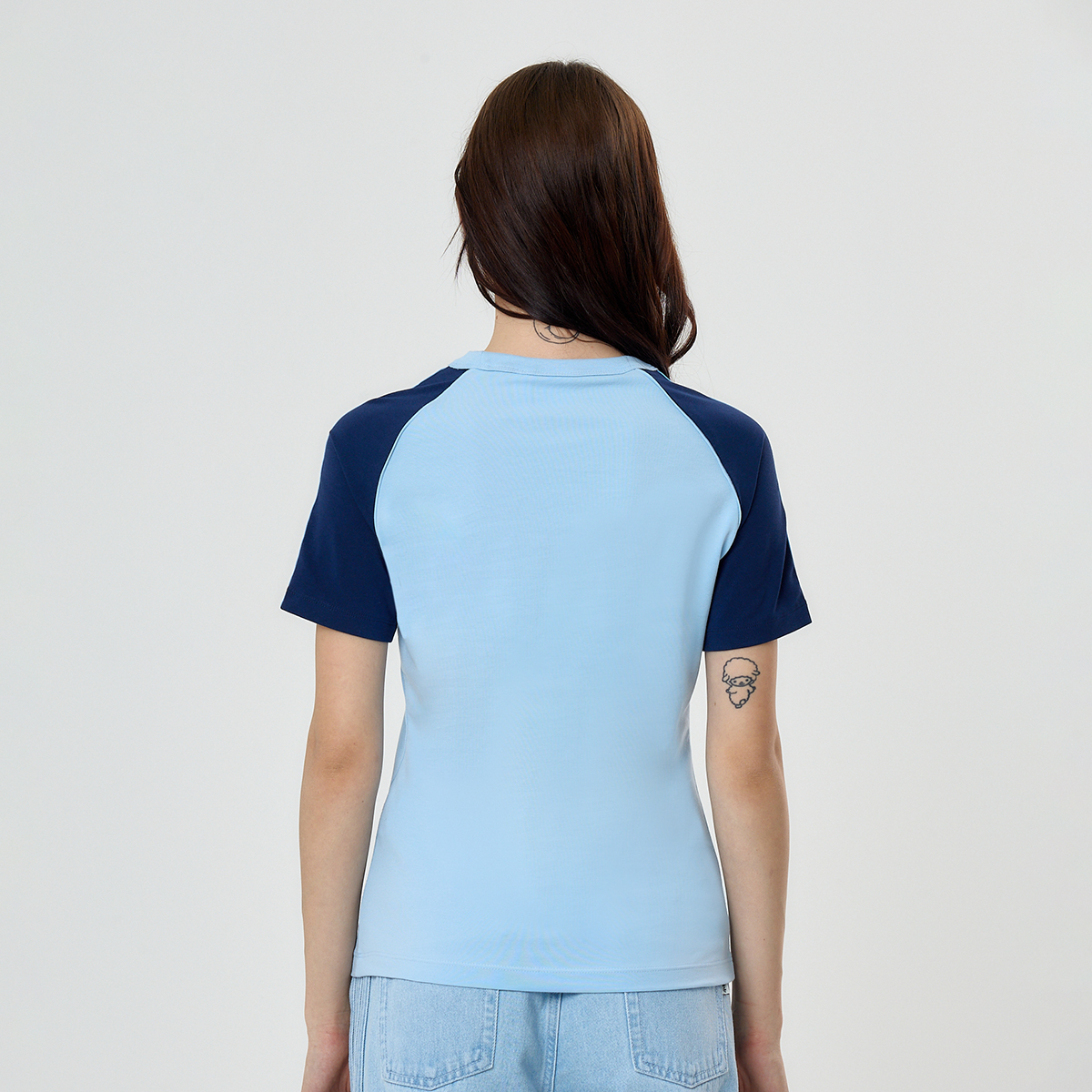 Remera adidas 3 Tiras Slim para Mujer,  image number null