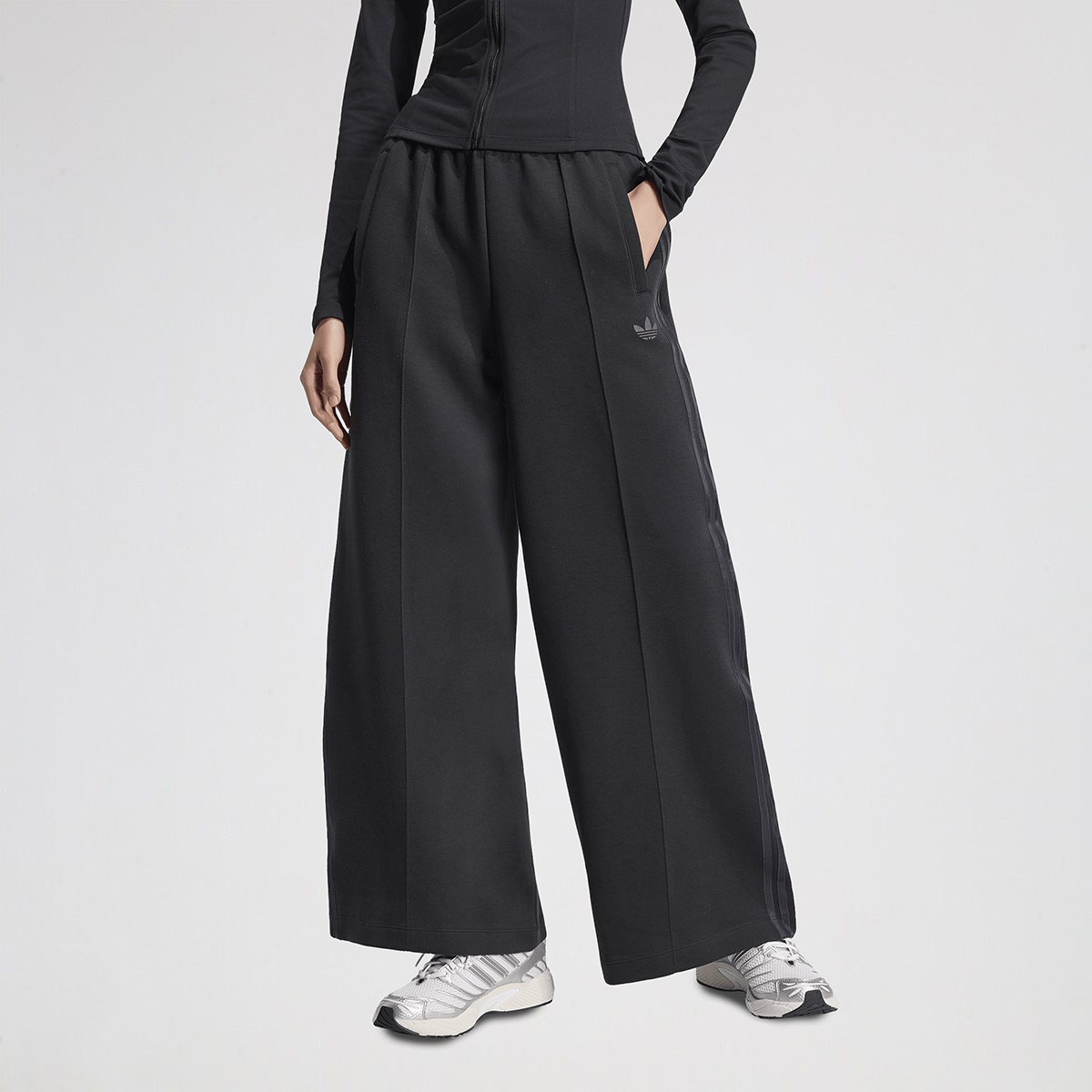 Pantal&oacute;n adidas Spacer Mujer,  image number null