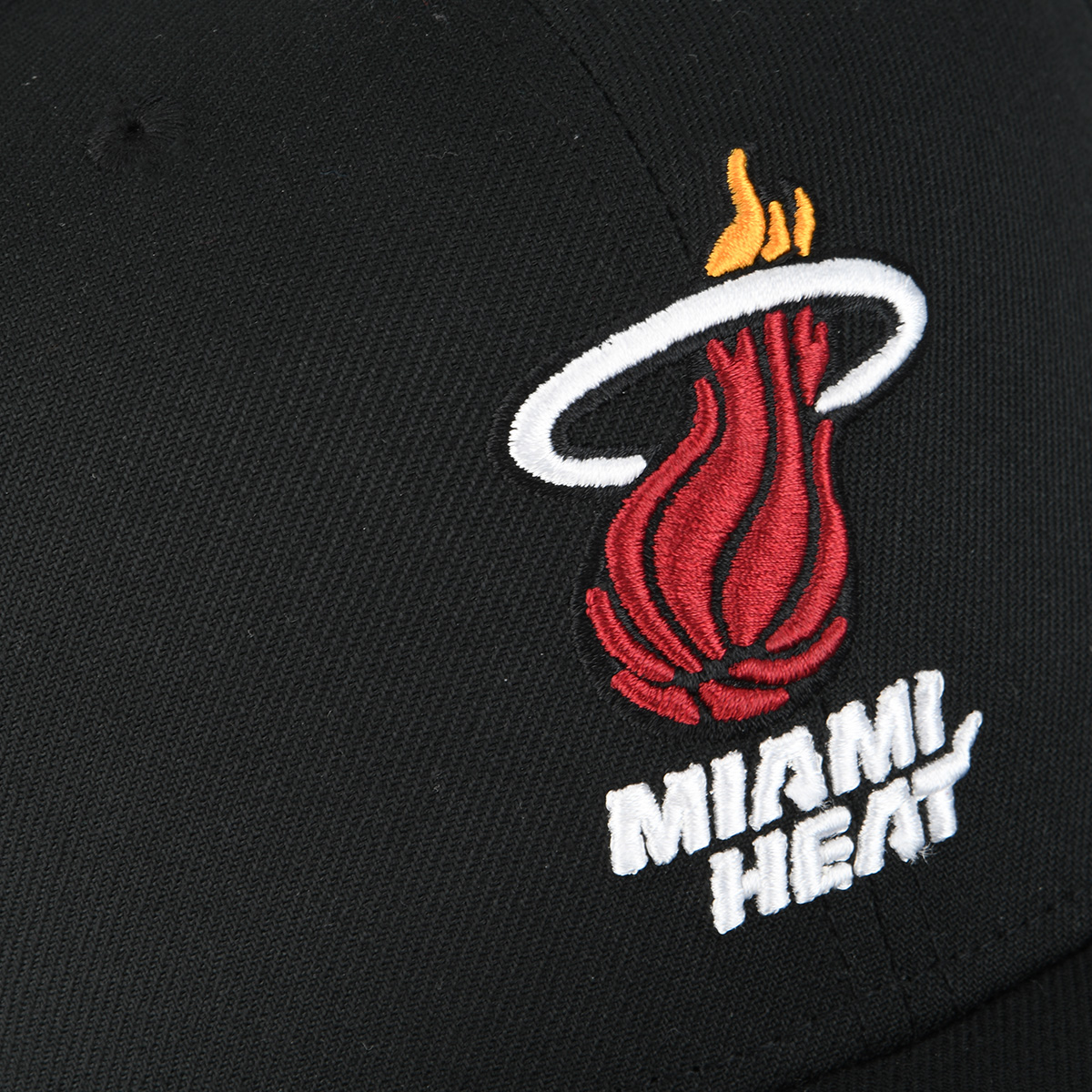 Gorra NBA Miami Heat Basic Hombre,  image number null