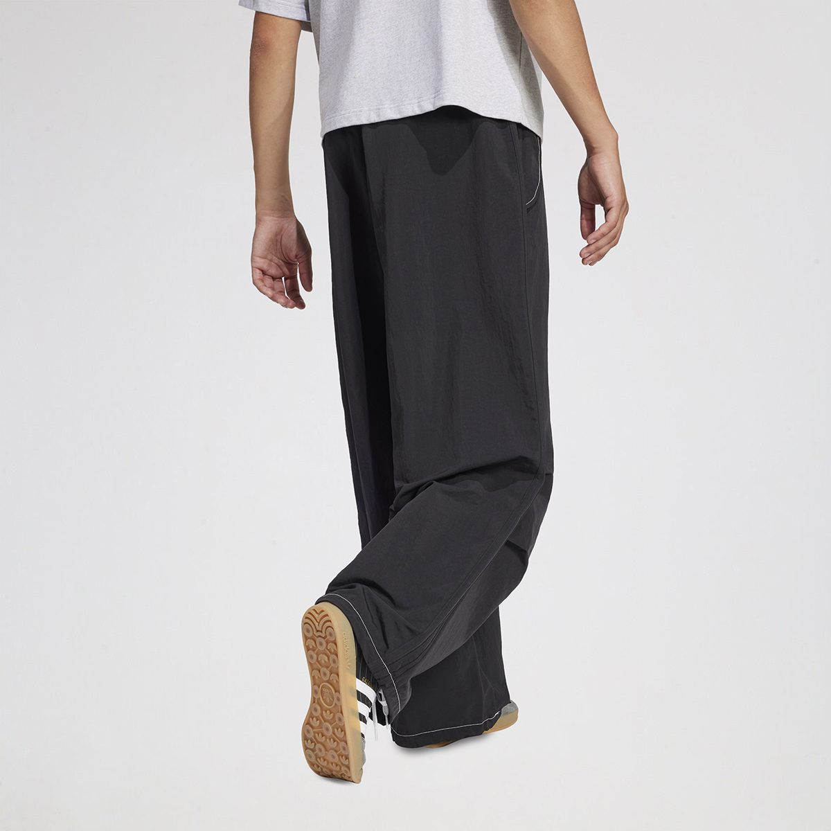 Pantalón adidas Parachute Hombre,  image number null