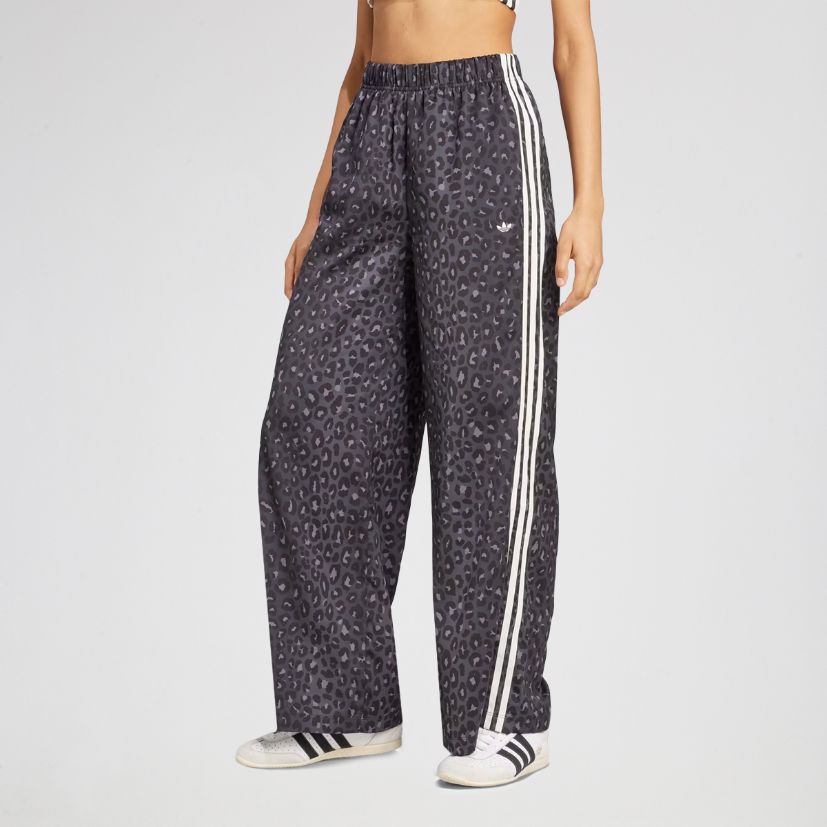 Pantal&oacute;n adidas Wide Leg Satin Mujer,  image number null